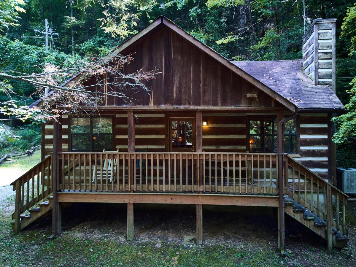 A Cabin In The Woods Pigeon Forge Exterior photo