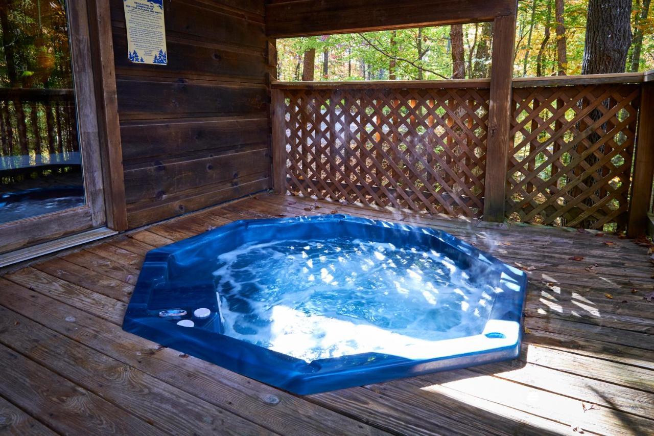 A Cabin In The Woods Pigeon Forge Exterior photo